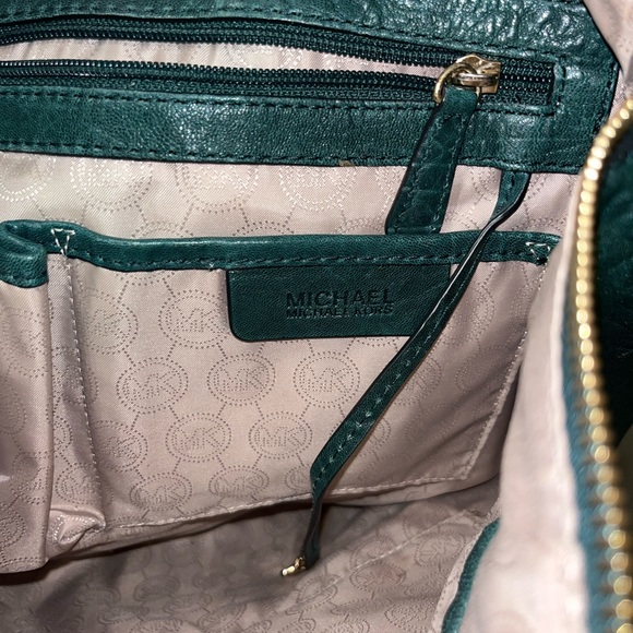 Michael Kors Shoulder or Crossbody Bag Green - Picture 6 of 10